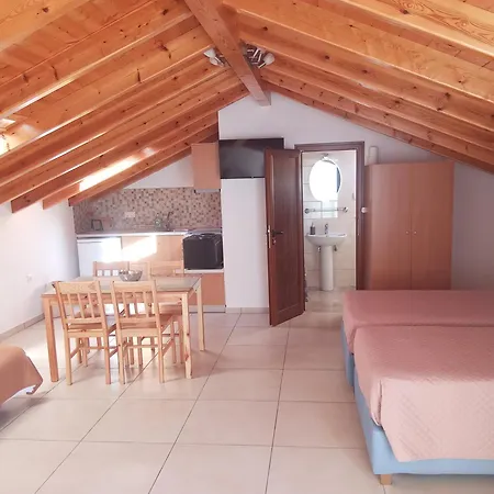 George's Apartahotel Ermones