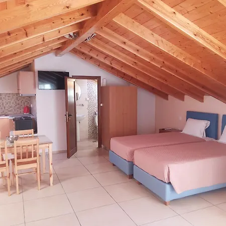 George's Apartahotel