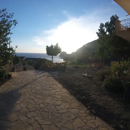 George's Apartahotel Ermones