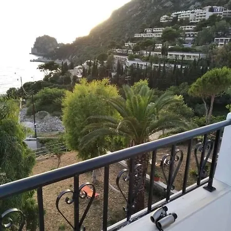 Hotel apartamentowy George's *