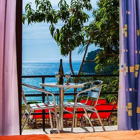 George's 3* Эрмонес