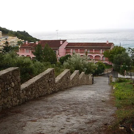 George's Эрмонес