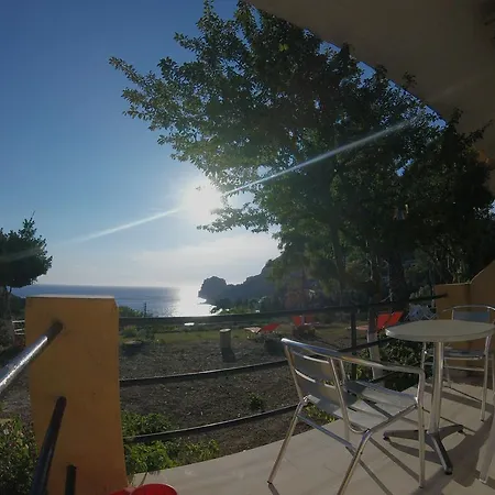 George's 3* Эрмонес