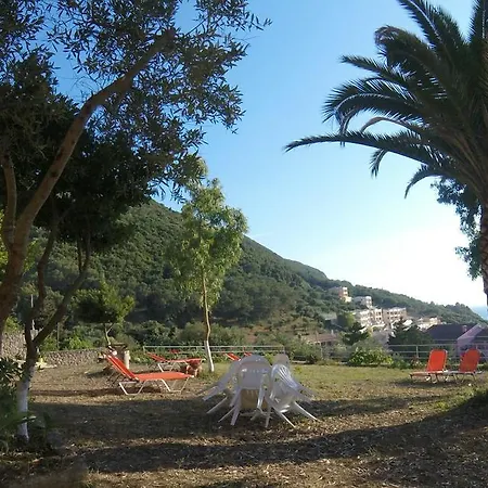 Апарт-отель George's 3*